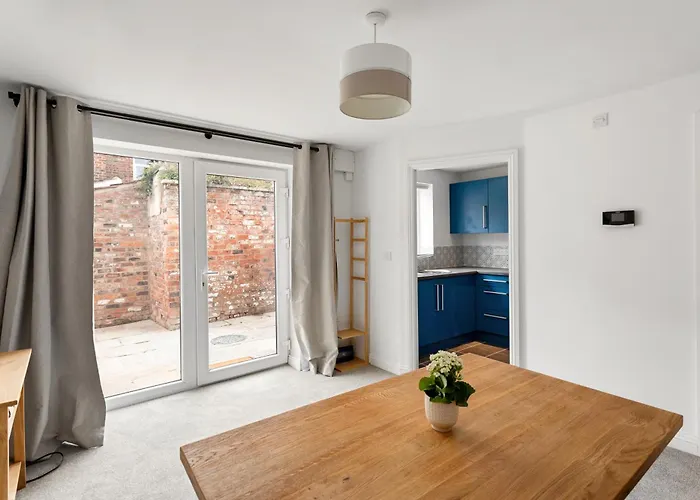 בית נופש The Courtyard יורק